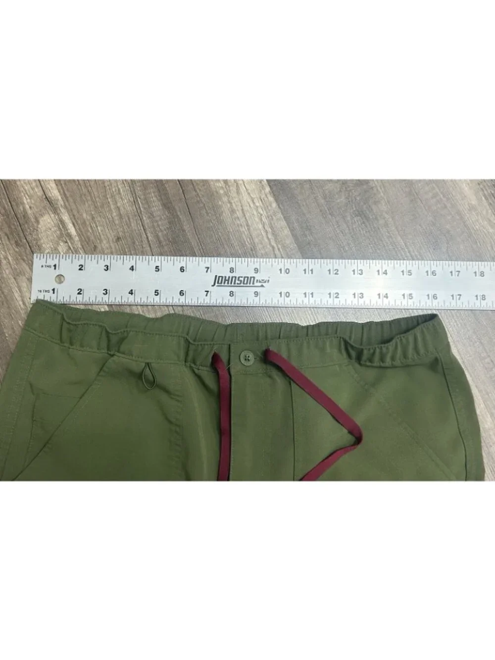 FIGS Cairo Cargo Scrub Pants Technical Collection Medium Green 31” Inseam